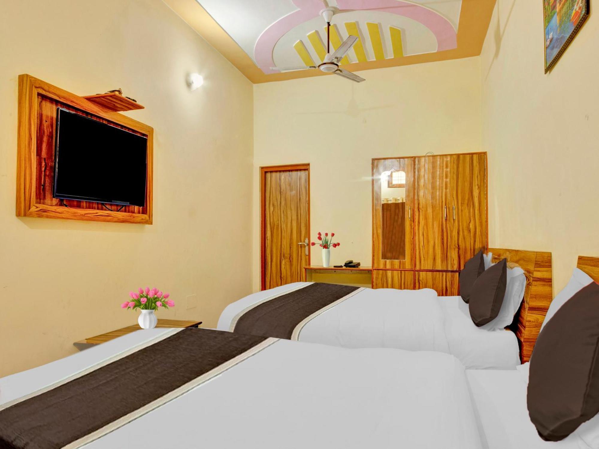 Hotel Kailasha Uttarkāshi Екстериор снимка