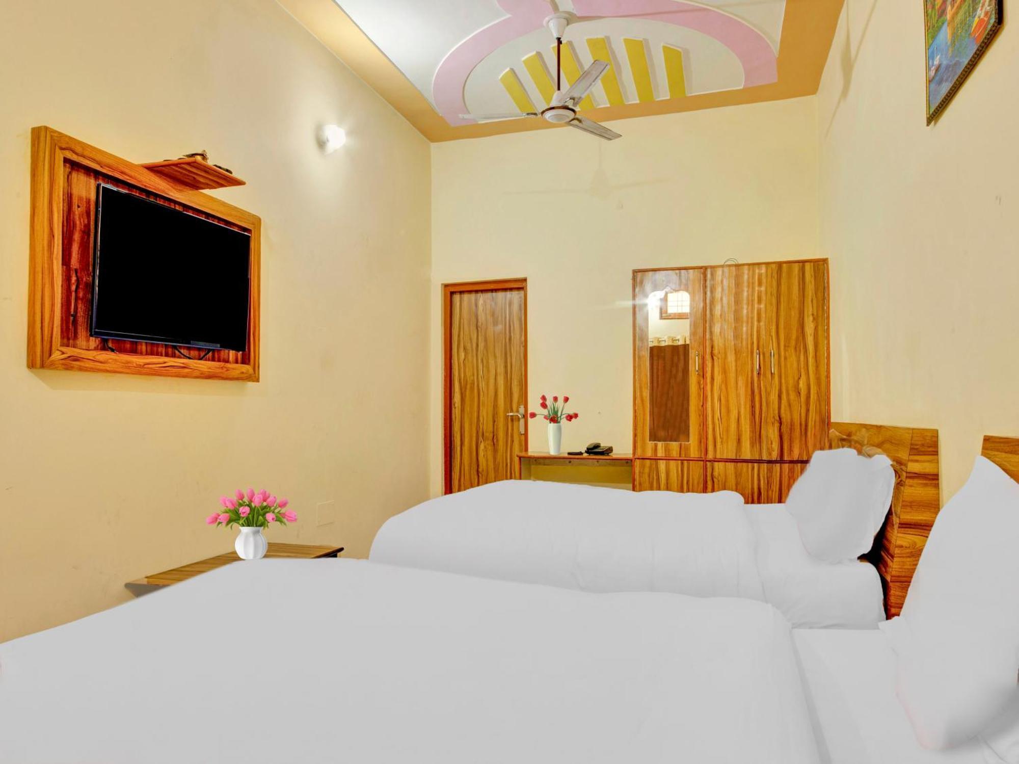 Hotel Kailasha Uttarkāshi Екстериор снимка