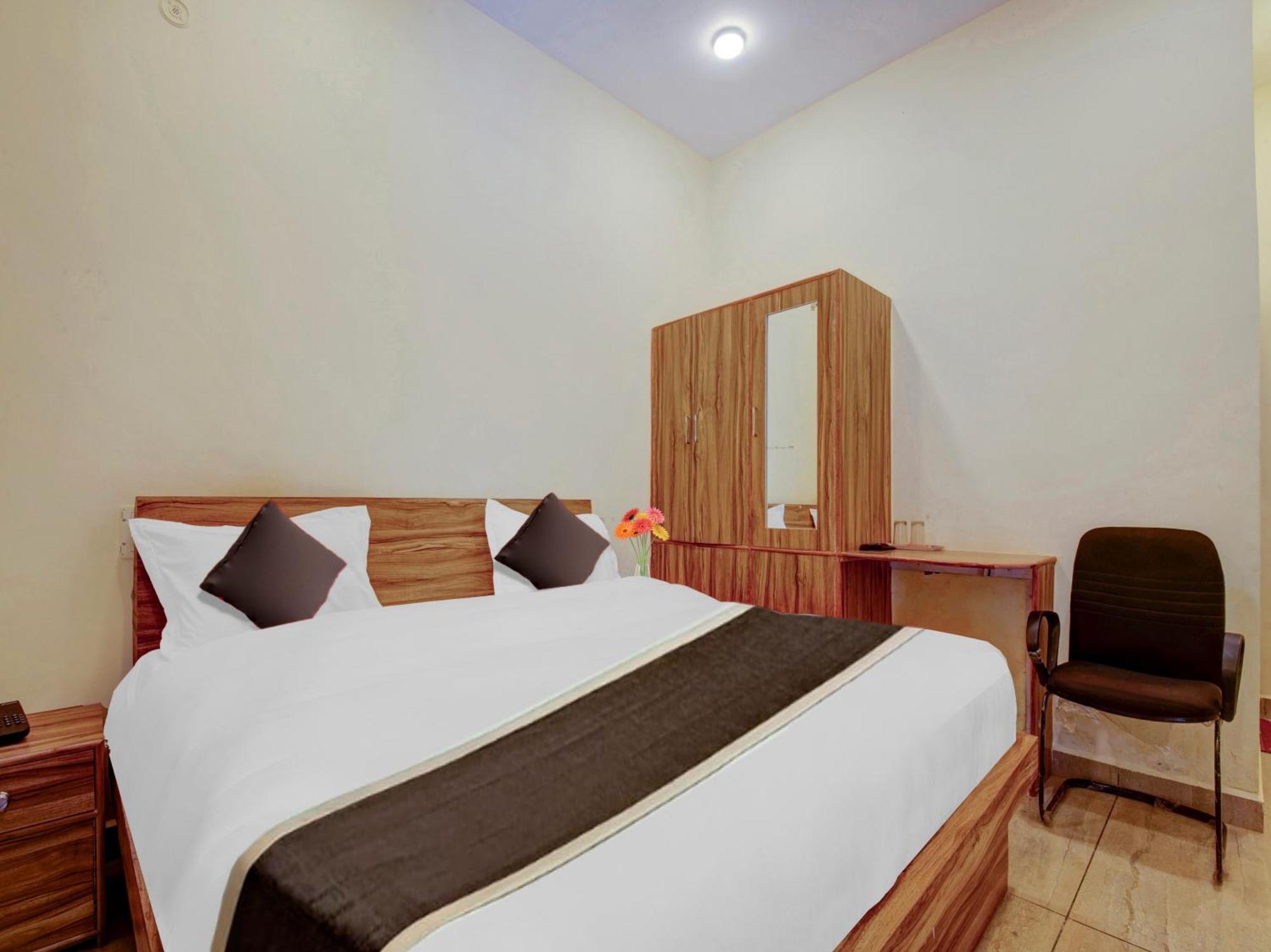 Hotel Kailasha Uttarkāshi Екстериор снимка